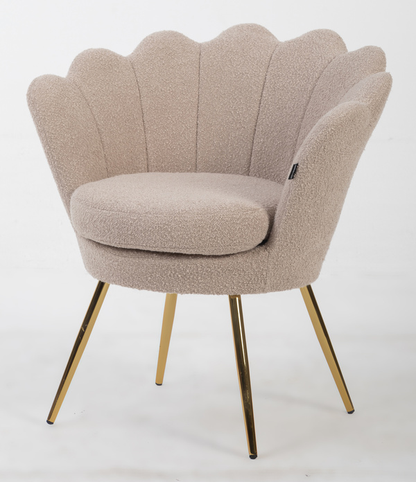 MUSZELKA FOTEL FREY LATTE BARANEK ZŁOTE NOGI