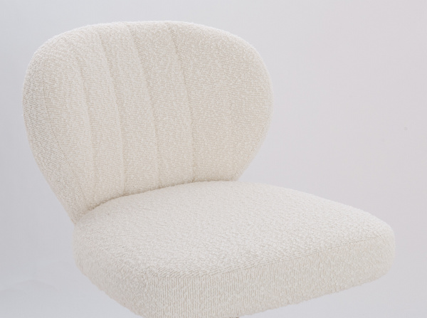 HOKER HR193CROSS KREMOWY BARANEK ZŁOTA PODSTAWA